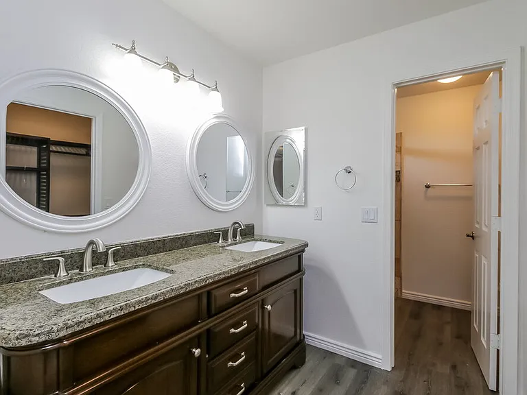 878 E Pollino St — Photo 11