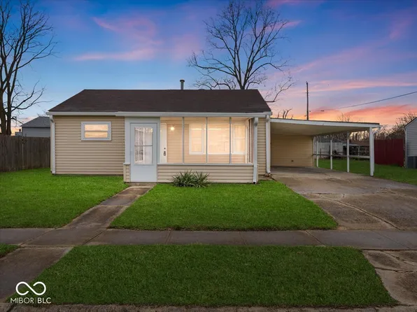 329 Roosevelt Dr, Shelbyville, IN 46176