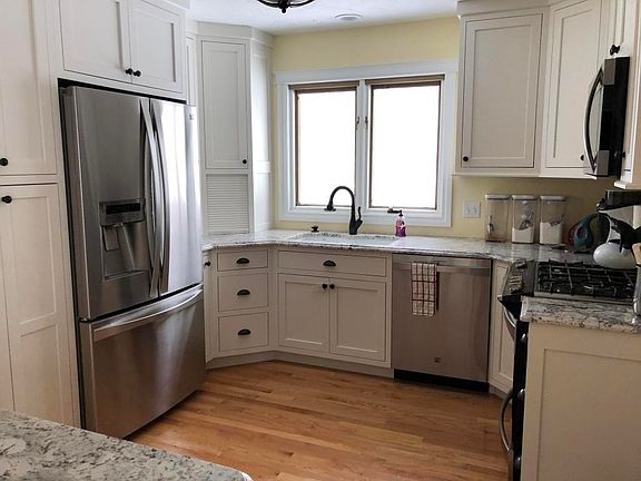 87B18230-DFFC-4AD7-948B-55134725F384