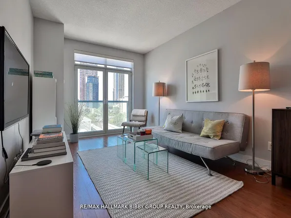 120 Homewood Ave #1102, Toronto, ON M4Y 2J3