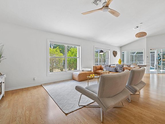 5th image of 2540 Royal Palm Ct #2