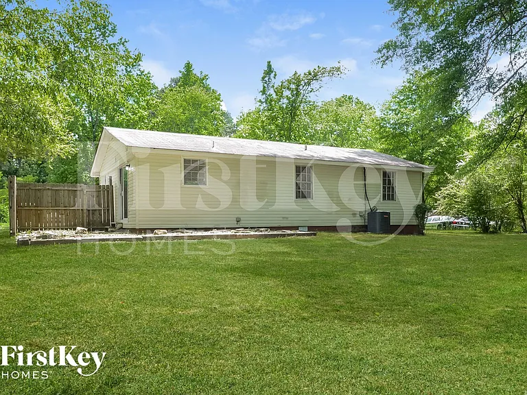 2536 Oak Leaf Ln — Photo 13