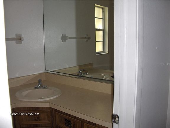 3rd image of 25801 Shawnee St