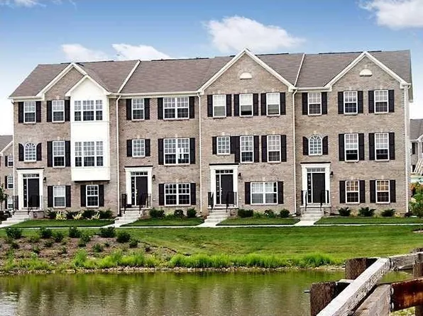 247 Coatsville Dr, Westfield, IN 46074