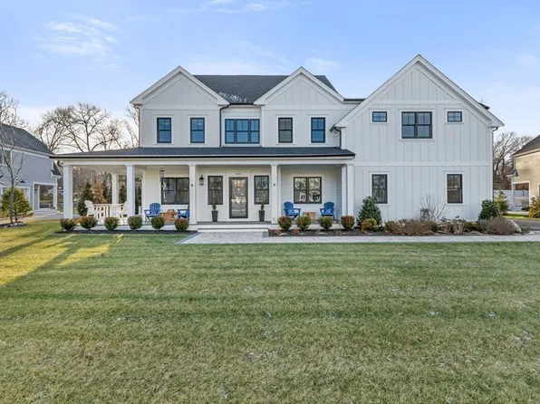 483 Country Way, Scituate, MA 02066