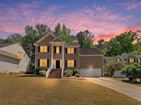 4728 Royal Troon Dr, Raleigh, NC 27604