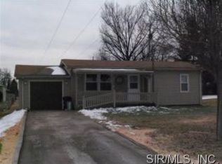 551 Pine St, East Alton, IL