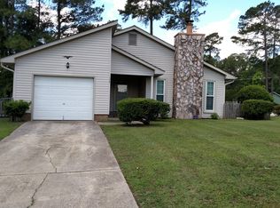 1309 Koinonia Dr, Spring Lake, NC 28390