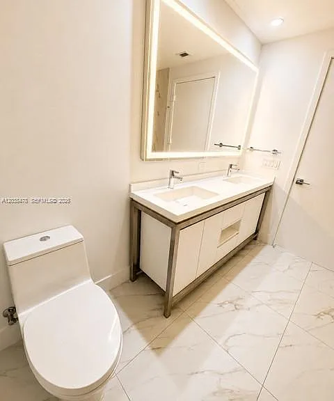 2000 Metropica Way #304 — Photo 38