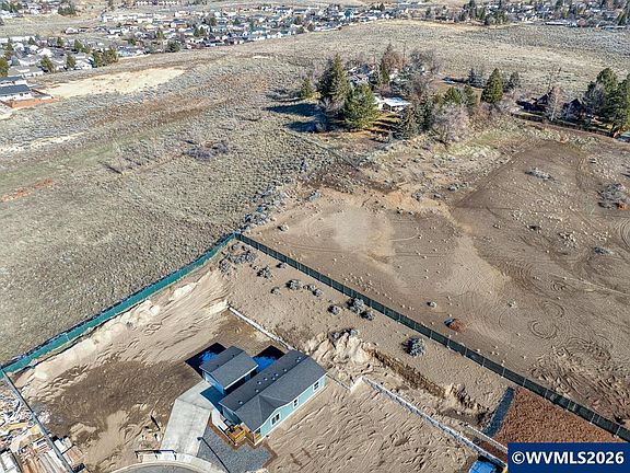 4th image of 5636 Edith Way