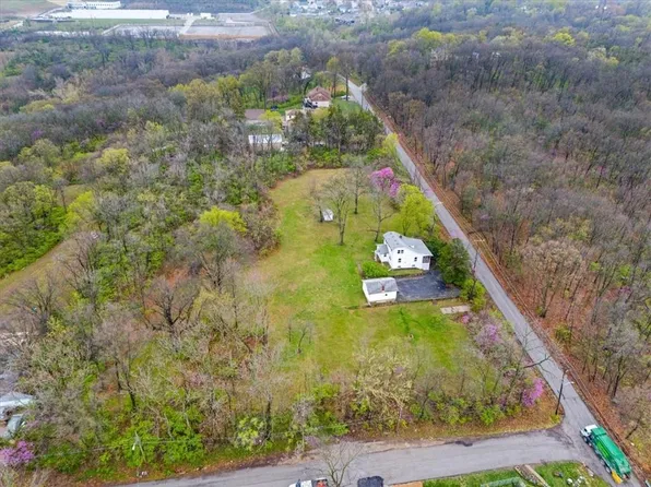 1611 S 47th St, Kansas City, KS 66106