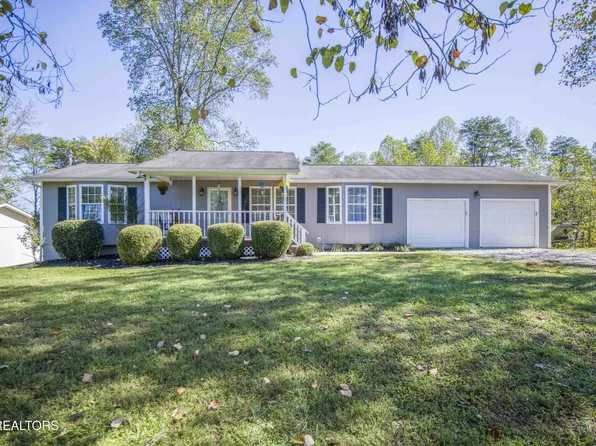 614 Skyline Dr, Harriman, TN 37748