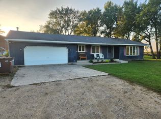 8091 28th St S, Moorhead, MN 56560