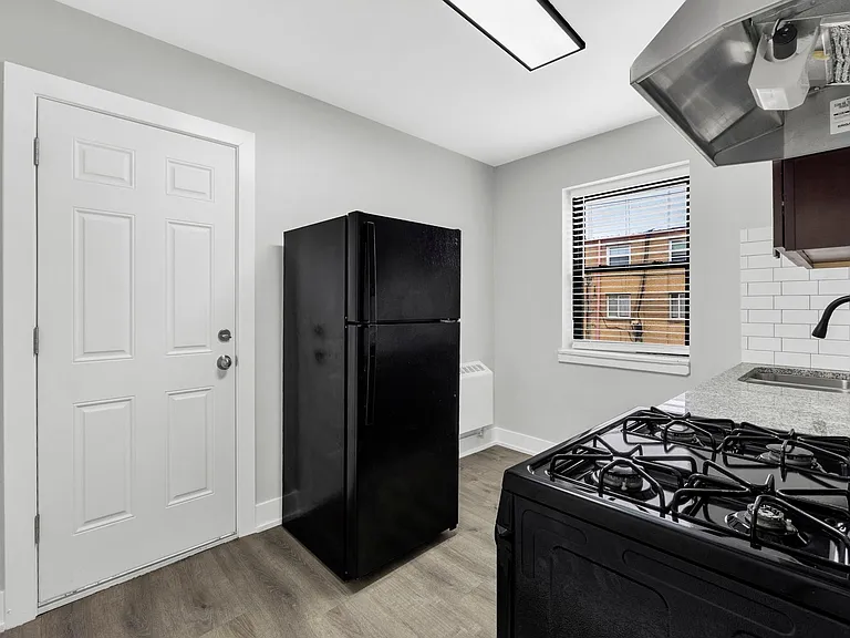 2050 E 72nd Place — Photo 6