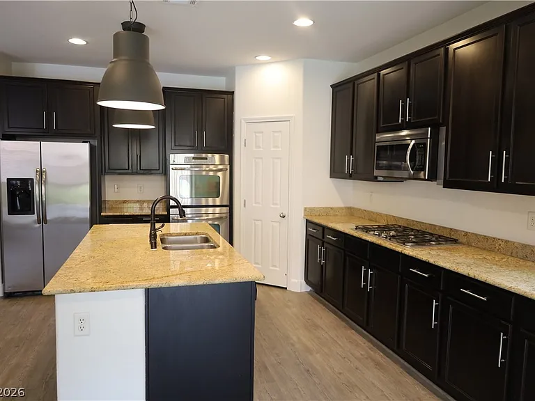 5469 Atrium Woods Ln — Photo 6