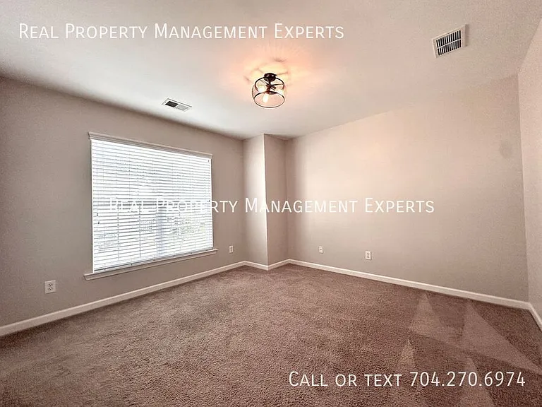 18124 Harbor Mist Rd — Photo 21