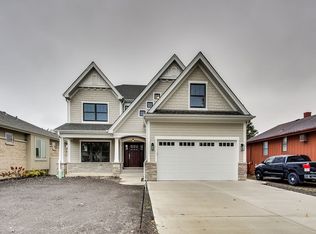 171 N Oak St, Elmhurst, IL 60126