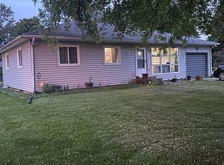 916 N Greene Rd, Goshen, IN 46526