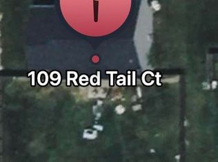 109 Red Tail Ct, Walkerton, IN 46574