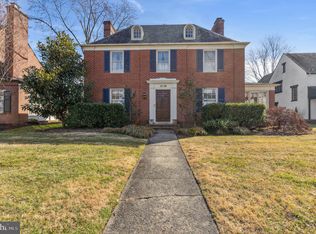 321 Saint Dunstans Rd, Baltimore, MD 21212