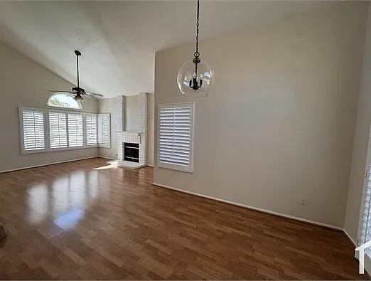 13933 San Antonio Ave — Photo 6