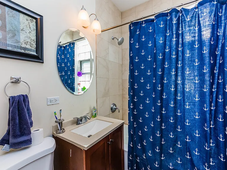 1829 N Hermitage Ave #2 — Photo 8