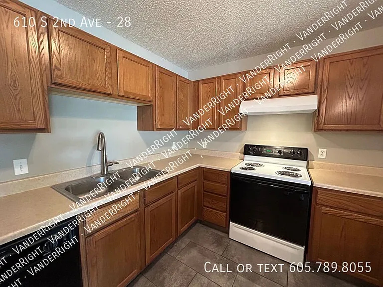 610 S 2nd Ave #28 — Photo 10