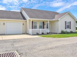 9955 Delray Dr #A, New Middletown, OH 44442