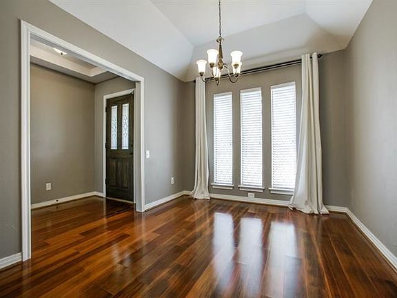 3rd image of 3565 Teakwood Ln