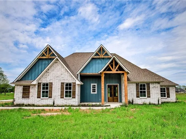 227 Rose Hill Plantation Rd, Natchez, LA 71456