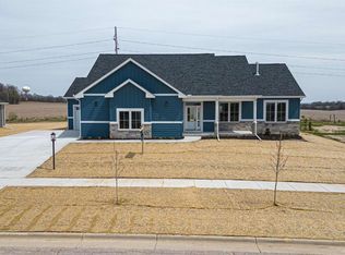 2026 Arbor Ridge Way, Janesville, WI 53548