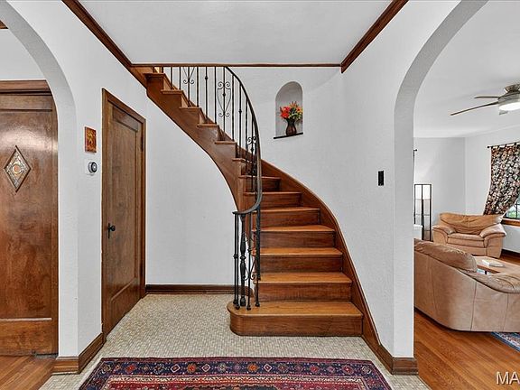 5th image of 66 Bellerive Acres