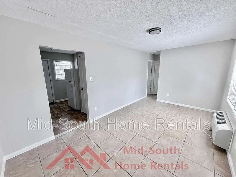 1 bed, 1.0 bath, $649 — Photo 3