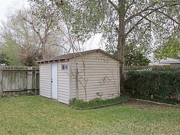 Ceiling Beams and Skylight.