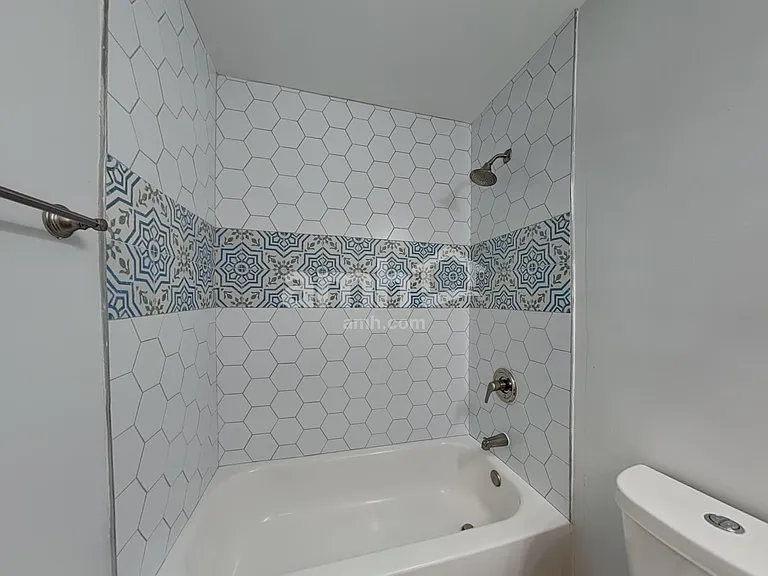 5075 Roxton Ln — Photo 16