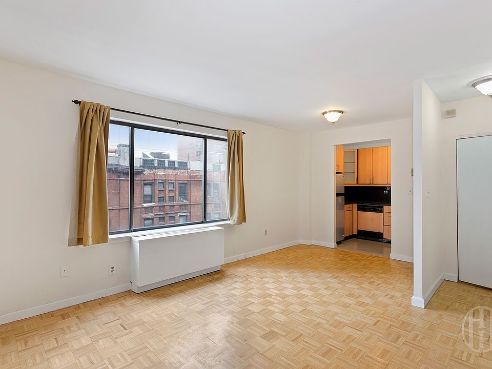 1st image of 300 E 95th St APT 6A