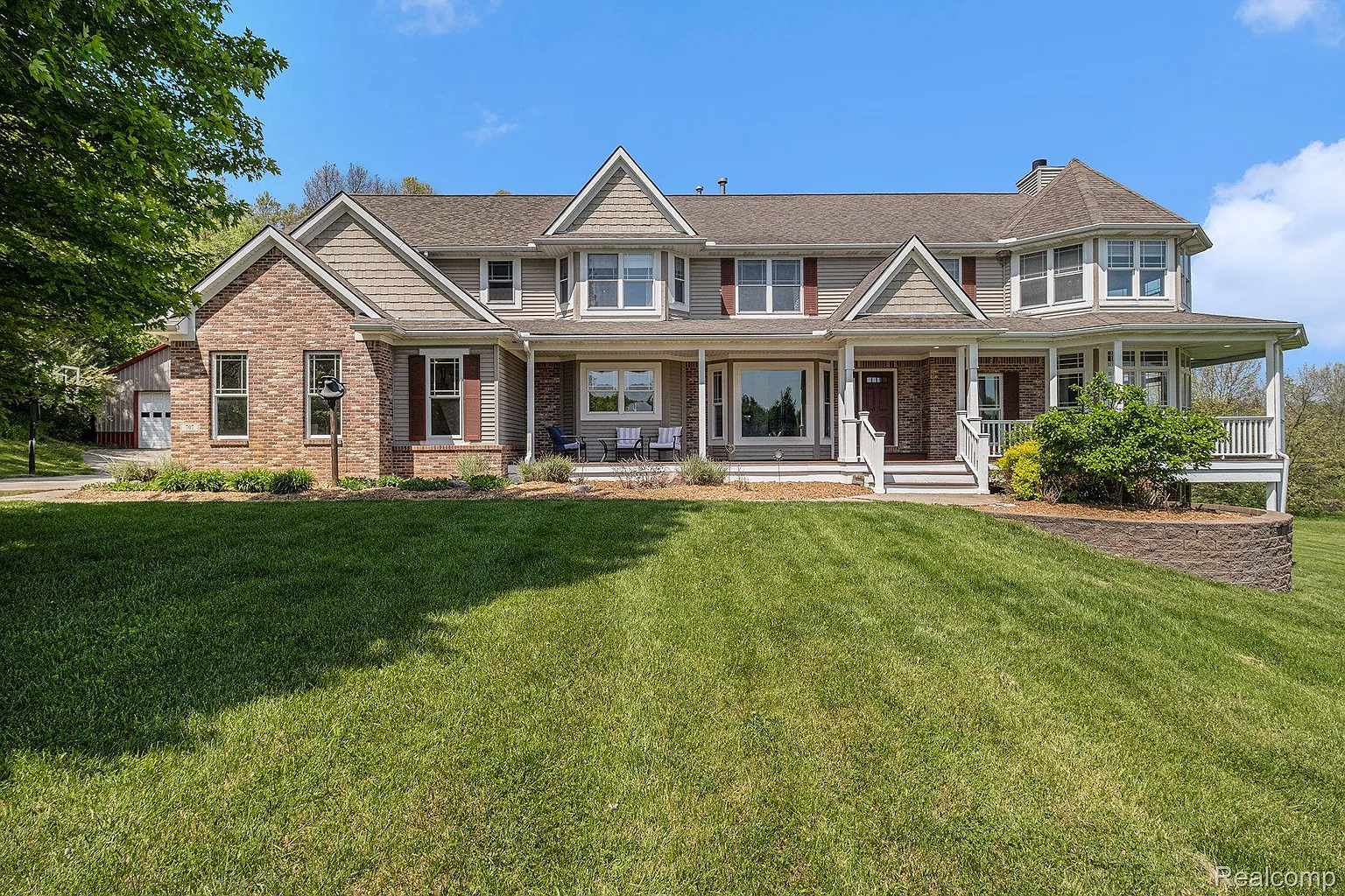 707 Rolling Acres Dr photo 1