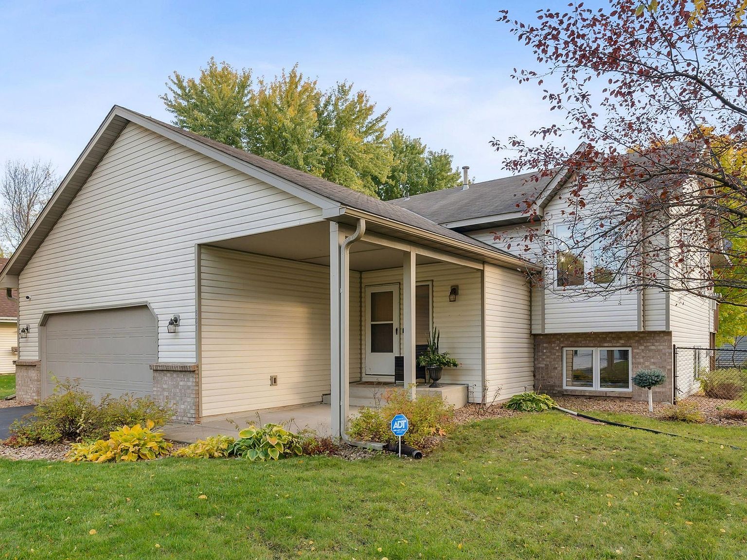 881 Lake Susan Dr, Chanhassen, MN 55317 MLS 6449661 Zillow