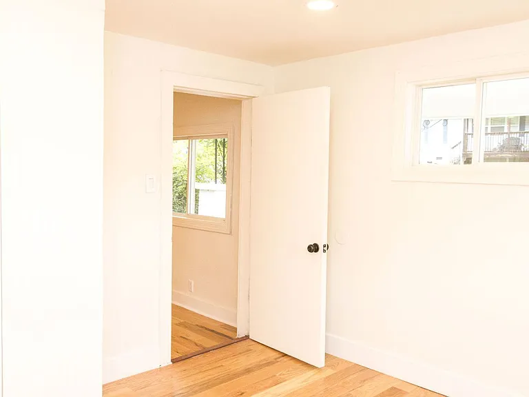 814 N Germantown Rd — Photo 17