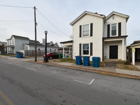 126 N Main St, Harrodsburg, KY 40330