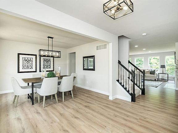 2nd image of 7927 Dockside Dr