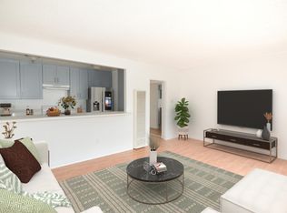 10906 Columbus Ave #7, Mission Hills, CA 91345