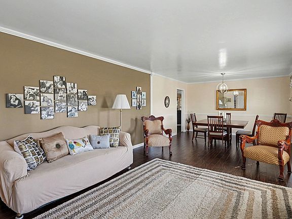 5th image of 207 Montchanin Rd