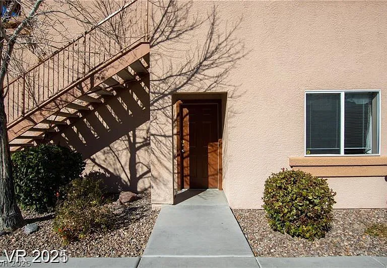 1050 E Cactus Ave #1100 — Photo 17