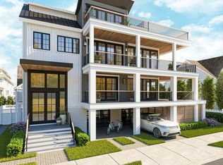 105 S Franklin Ave, Margate, NJ 08402