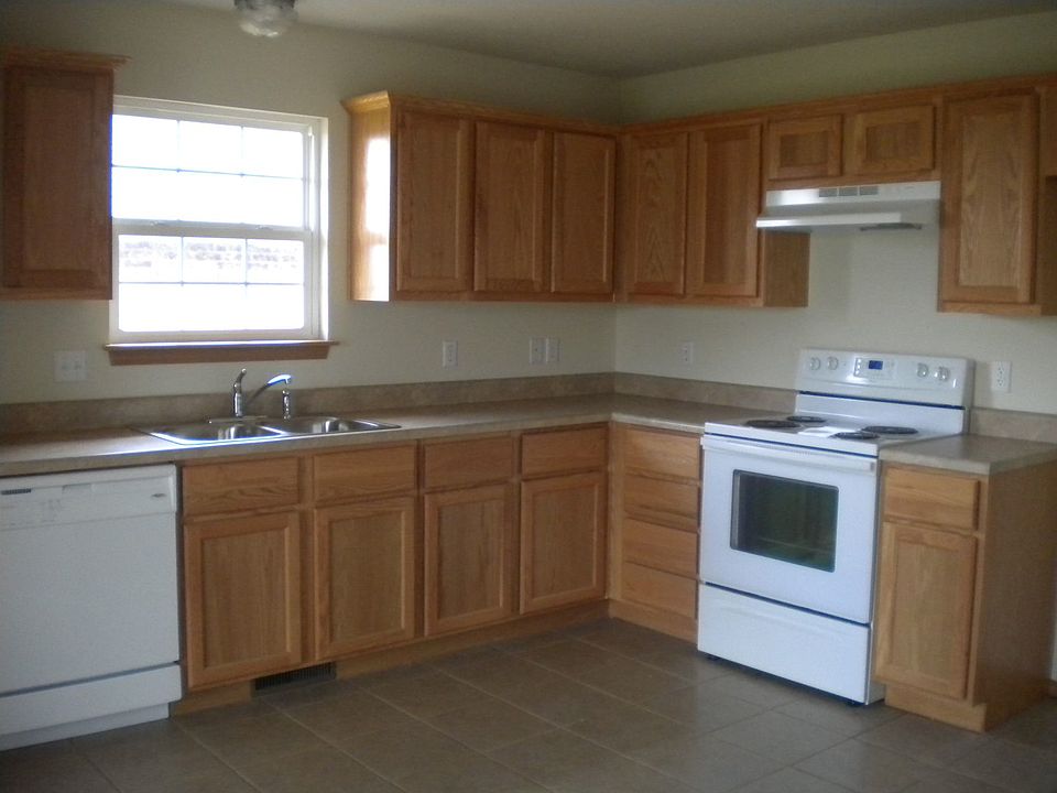 2nd image of 3417 S Juniper Ave