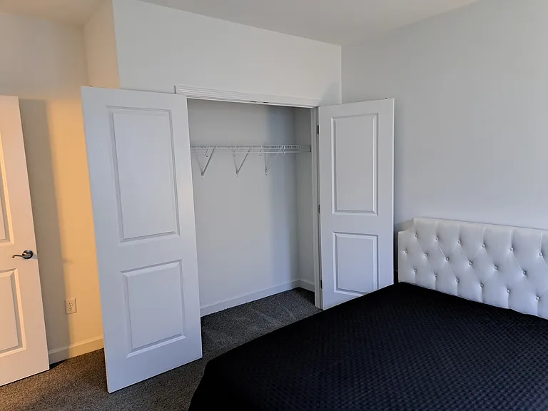 429 Savannah Dr NE #1 — Photo 6