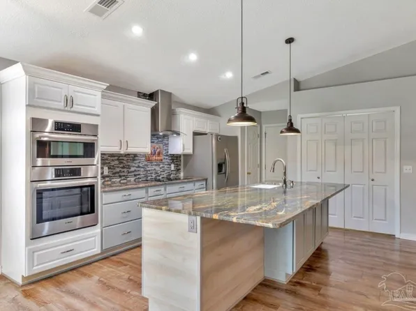 6483 Heronwalk Dr, Gulf Breeze, FL 32563