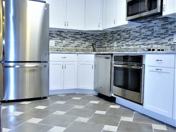 50 Park St, Brookline, MA 02446