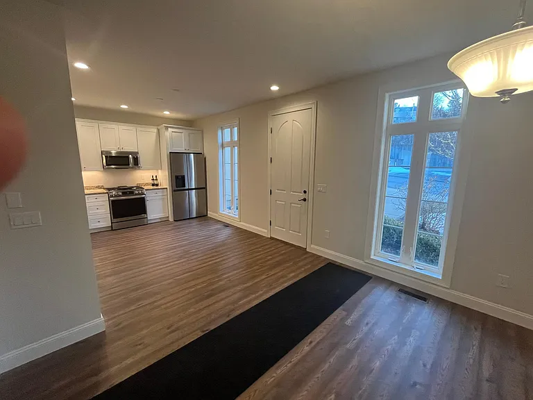 103 Thermos Ave #6 — Photo 15